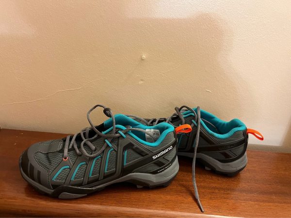 Shimano Cycling Shoes - Image 2