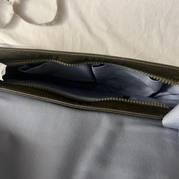 Brakeburn Green Bag - Image 2