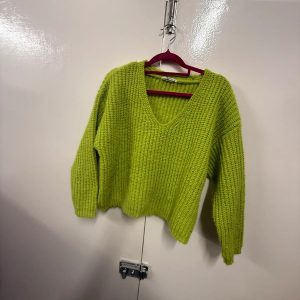 Lime Tu v-neck jumper