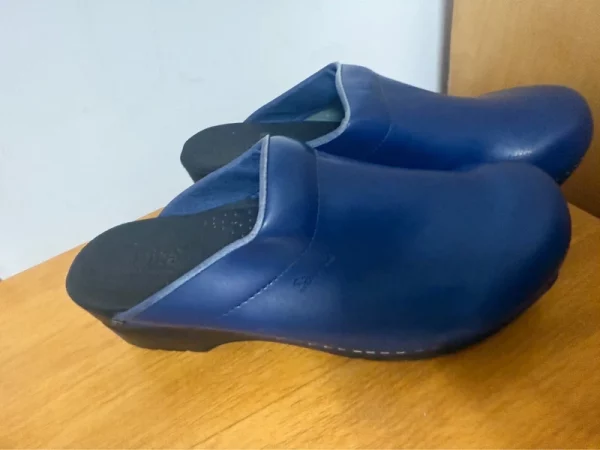 Light navy Sanita clogs - Image 2
