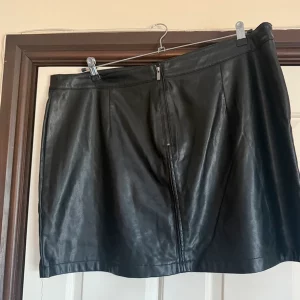 Principles Leather  Skirt