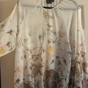 Debbie Shuchat blouse