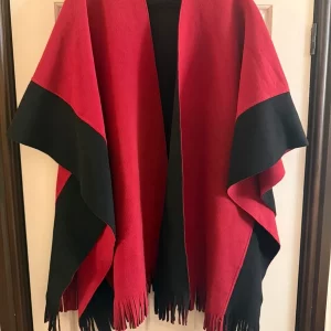 Black and red evissa cover up
