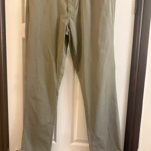 Beige English laundry trousers