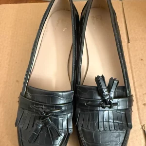 Black friends like these loafers