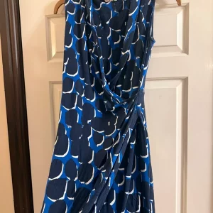 Navy, blue and white phase eight dress