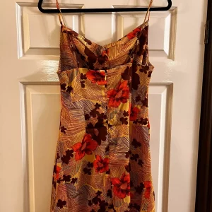 Urban Outfitters Mallory Mini Tropics Dress