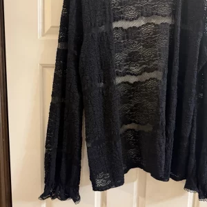 Black Chesca Light Lace Jacket Size 2 Excellent Condition