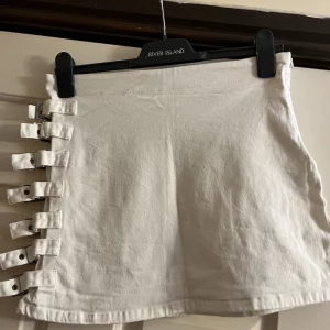 White Suzanne mini skirt